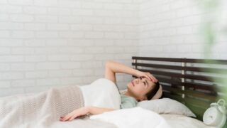 眠れない女性