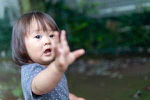 置き去りにされた子供